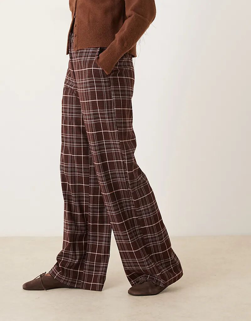 Свободные брюки прямого кроя ASOS DESIGN в бордовую клетку
Свободные брюки прямого кроя ASOS DESIGN в бордовую клетку
