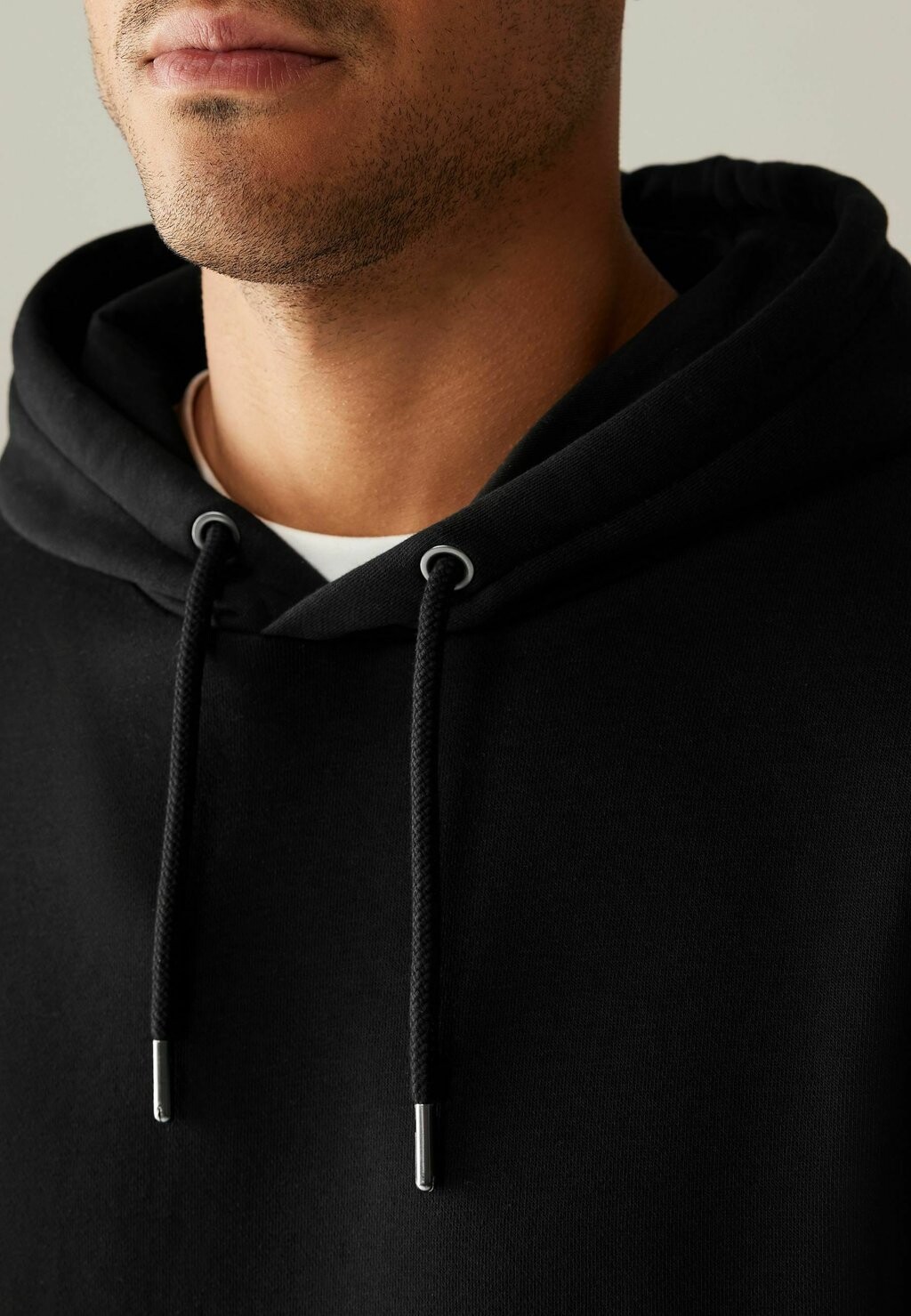 Толстовка с капюшоном RICH Next, черный
Толстовка с капюшоном RICH Next, черный