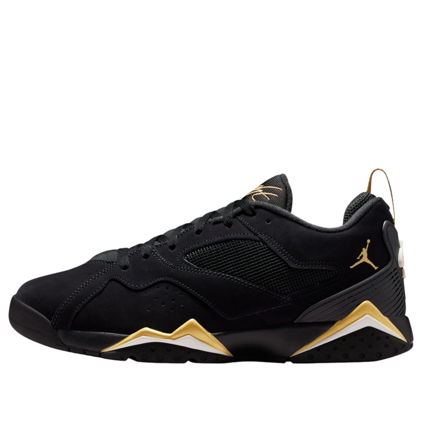 Кроссовки Air Jordan MVP 92 'Black Metallic Gold'
Кроссовки Air Jordan MVP 92 'Black Metallic Gold'