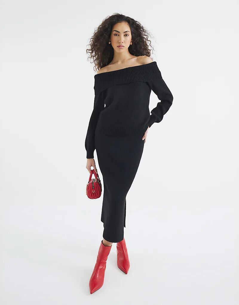 Джемпер бардо черного цвета River Island
Джемпер бардо черного цвета River Island