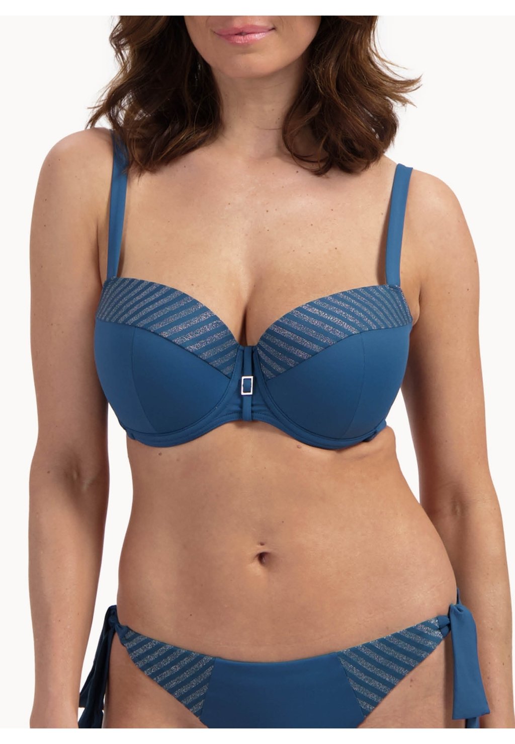 Верх бикини Cyell, темно-синий
Верх бикини Cyell, темно-синий