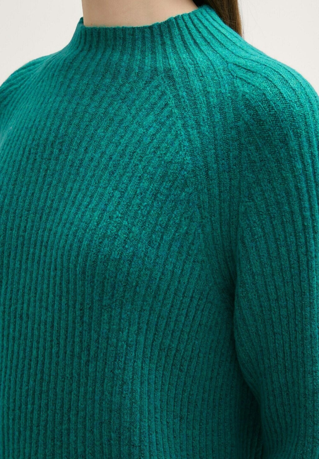 Джемпер MIT STEHKRAGEN TOM TAILOR DENIM, бирюзовый
Джемпер MIT STEHKRAGEN TOM TAILOR DENIM, бирюзовый