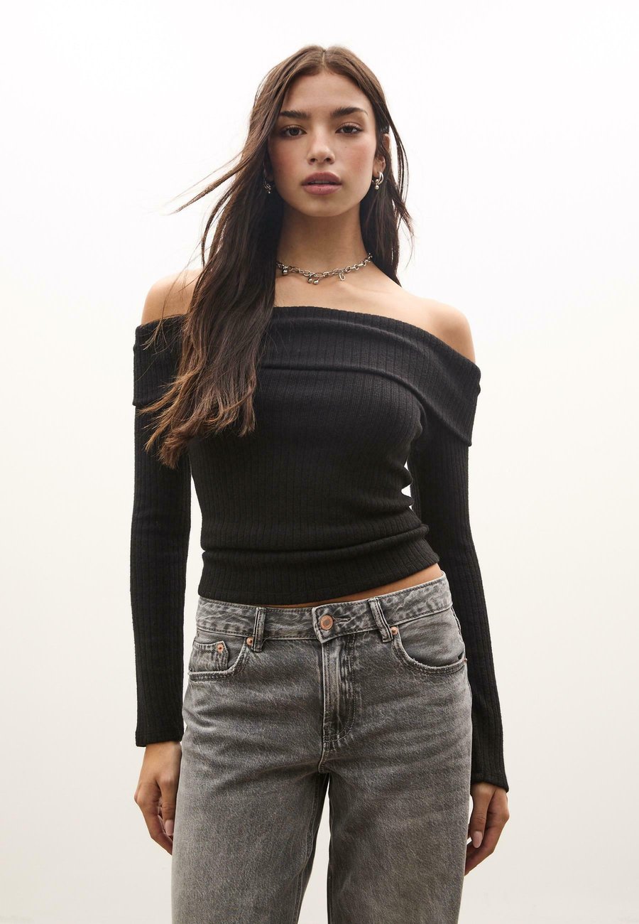 Джемпер Stradivarius OFF-THE-SHOULDER TOP, Black
Джемпер Stradivarius OFF-THE-SHOULDER TOP, Black