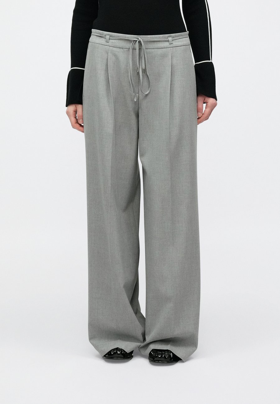 Брюки HUGO HAMINDE, Grey
Брюки HUGO HAMINDE, Grey