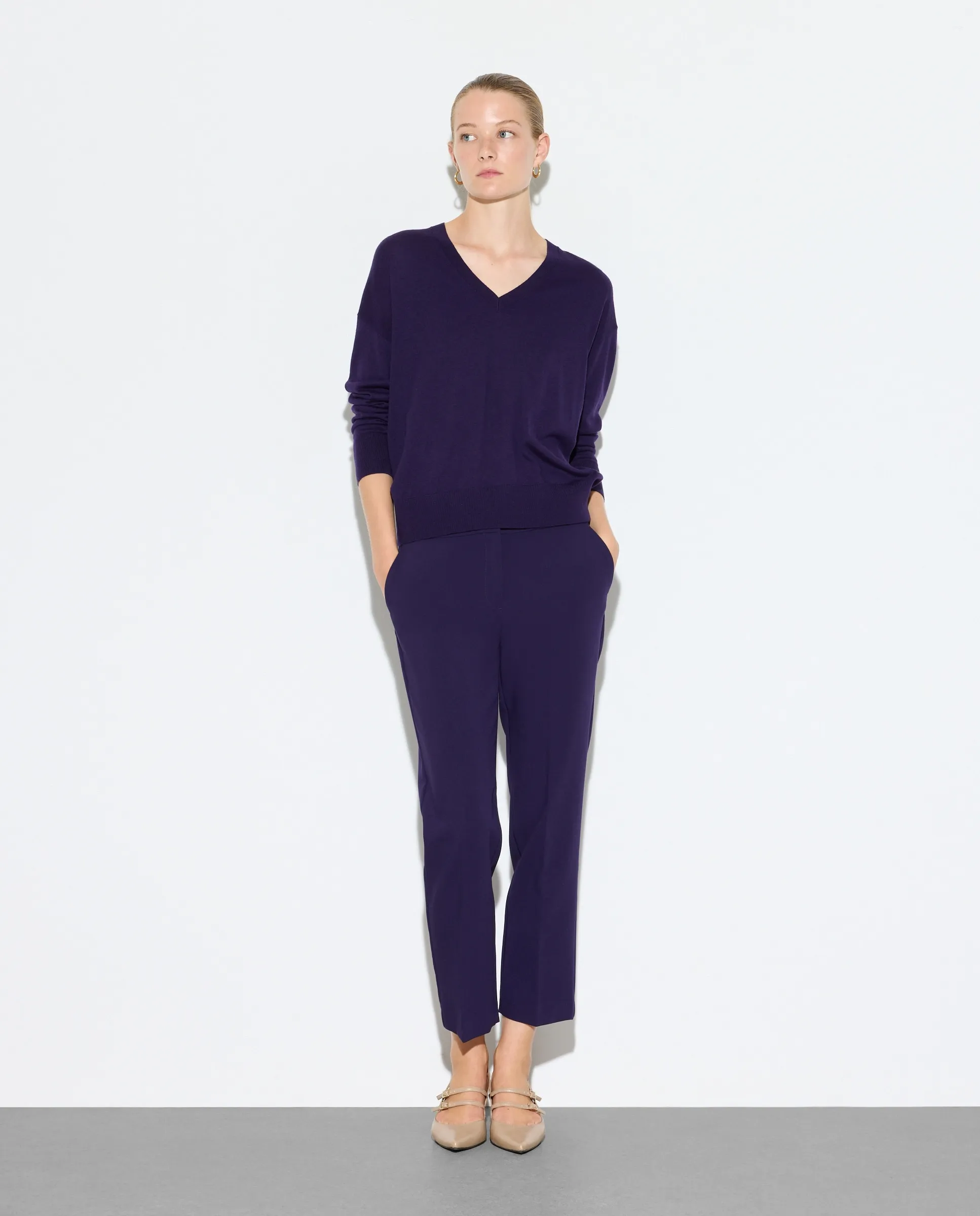 Женские классические брюки Woman El Corte Inglés, фиолетовый
Женские классические брюки Woman El Corte Inglés, фиолетовый