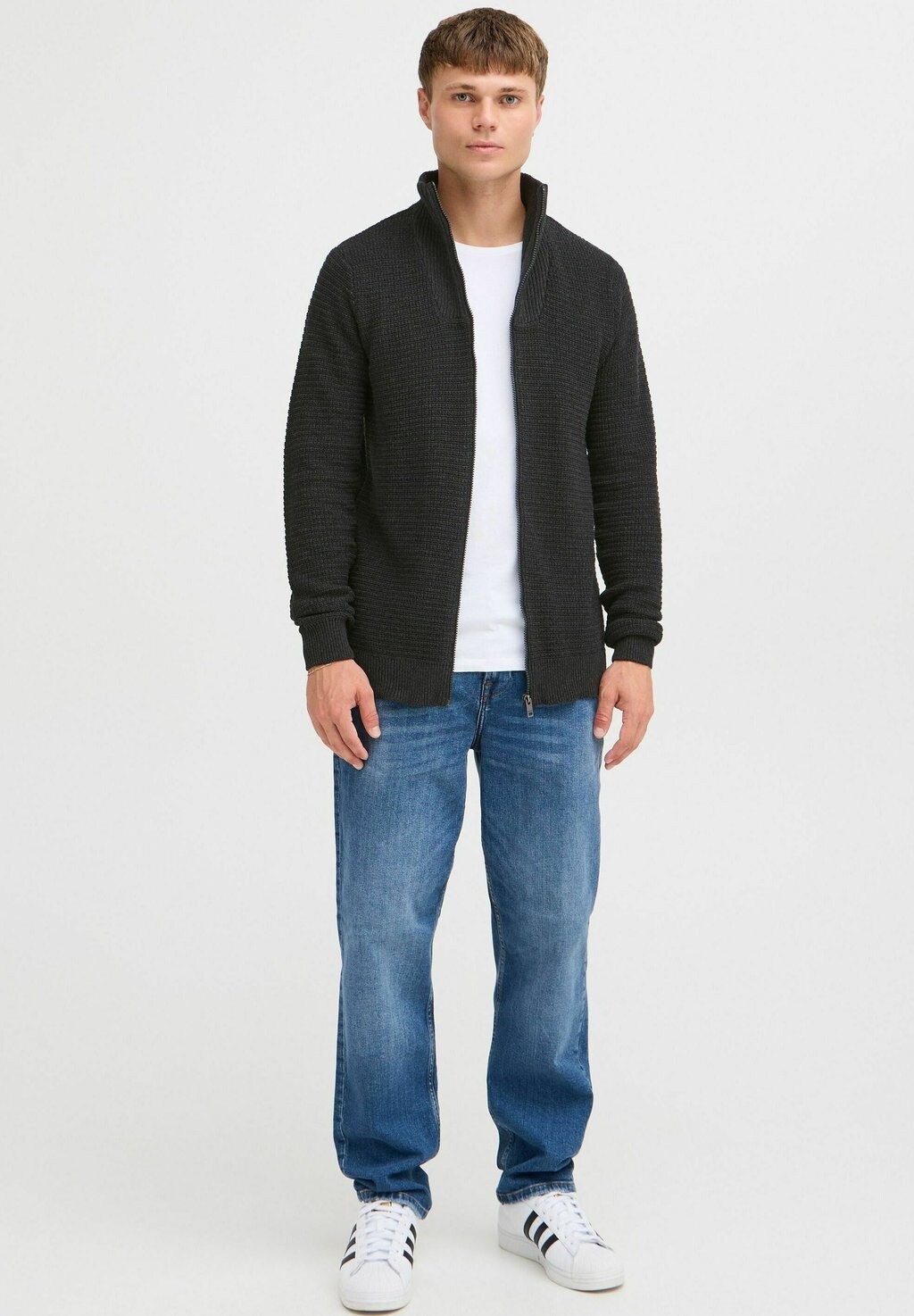 Кардиган Solid, серый
Кардиган Solid, серый