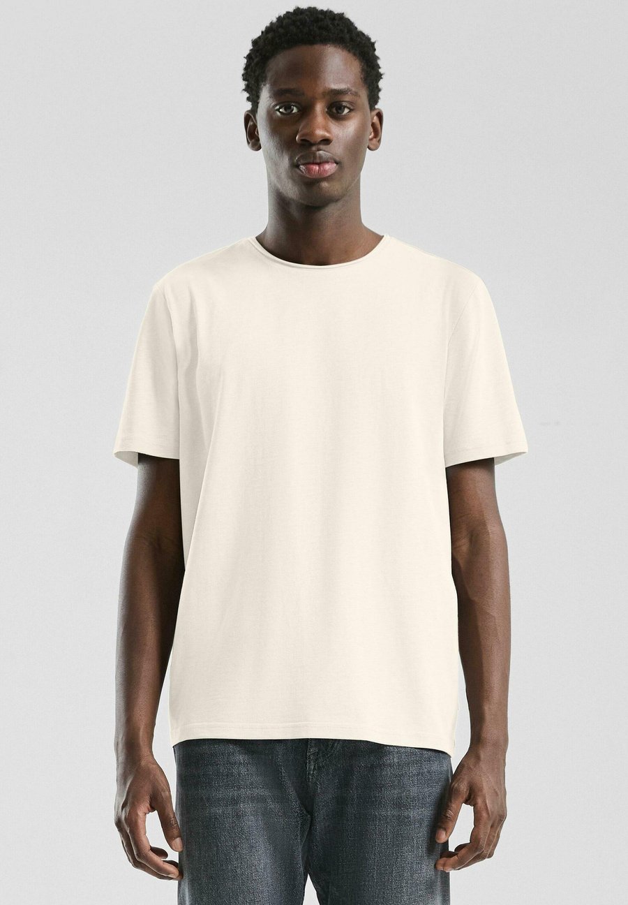 Футболка QS Basic T-shirt, Wollweiß/Off-White, Белый, Футболка QS Basic T-shirt, Wollweiß/Off-White
Футболка QS Basic T-shirt, Wollweiß/Off-White, Белый, Футболка QS Basic T-shirt, Wollweiß/Off-White