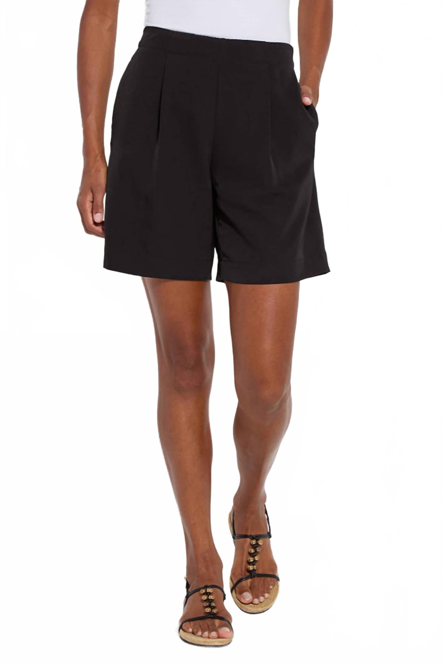 Женские плиссированные шорты Dia в черном цвете Lysse
Женские плиссированные шорты Dia в черном цвете Lysse