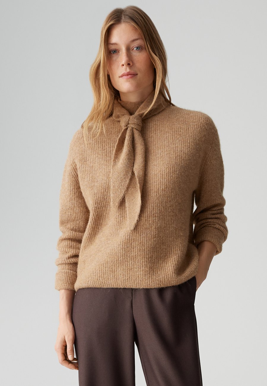 Джемпер OPUS REGULAR FIT OVAL SHAPE, Salted Caramel/Light Brown
Джемпер OPUS REGULAR FIT OVAL SHAPE, Salted Caramel/Light Brown