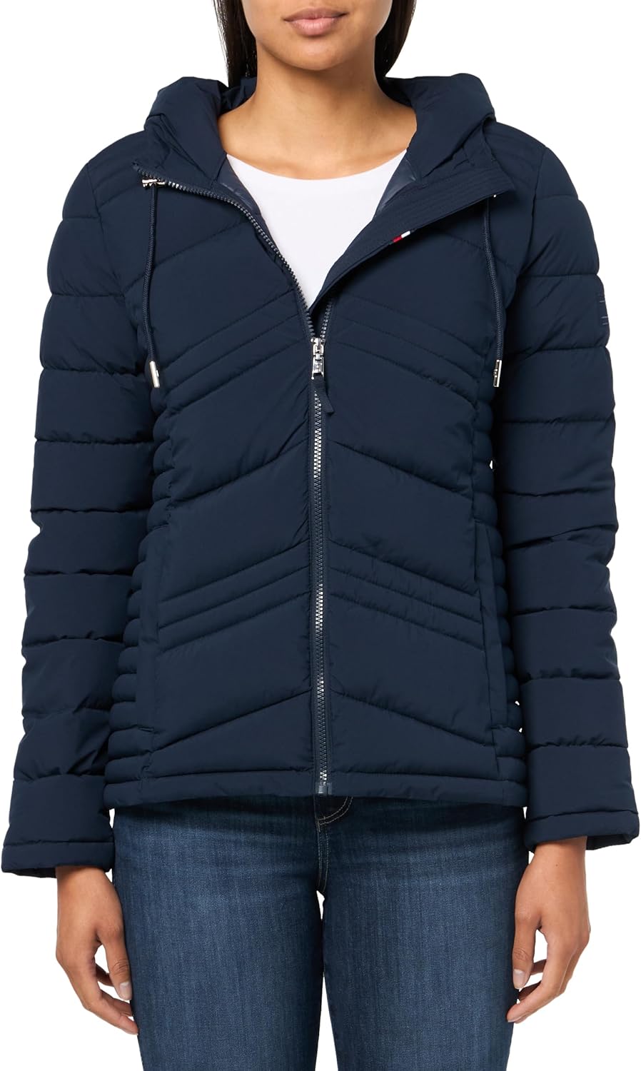 Женская куртка-пуховик Tommy Hilfiger Essential Lightweight Packable, Deep Navy
Женская куртка-пуховик Tommy Hilfiger Essential Lightweight Packable, Deep Navy