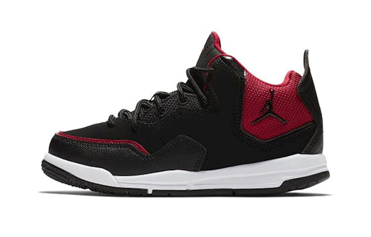 Детские баскетбольные кроссовки Jordan Courtside 23 BP
Детские баскетбольные кроссовки Jordan Courtside 23 BP