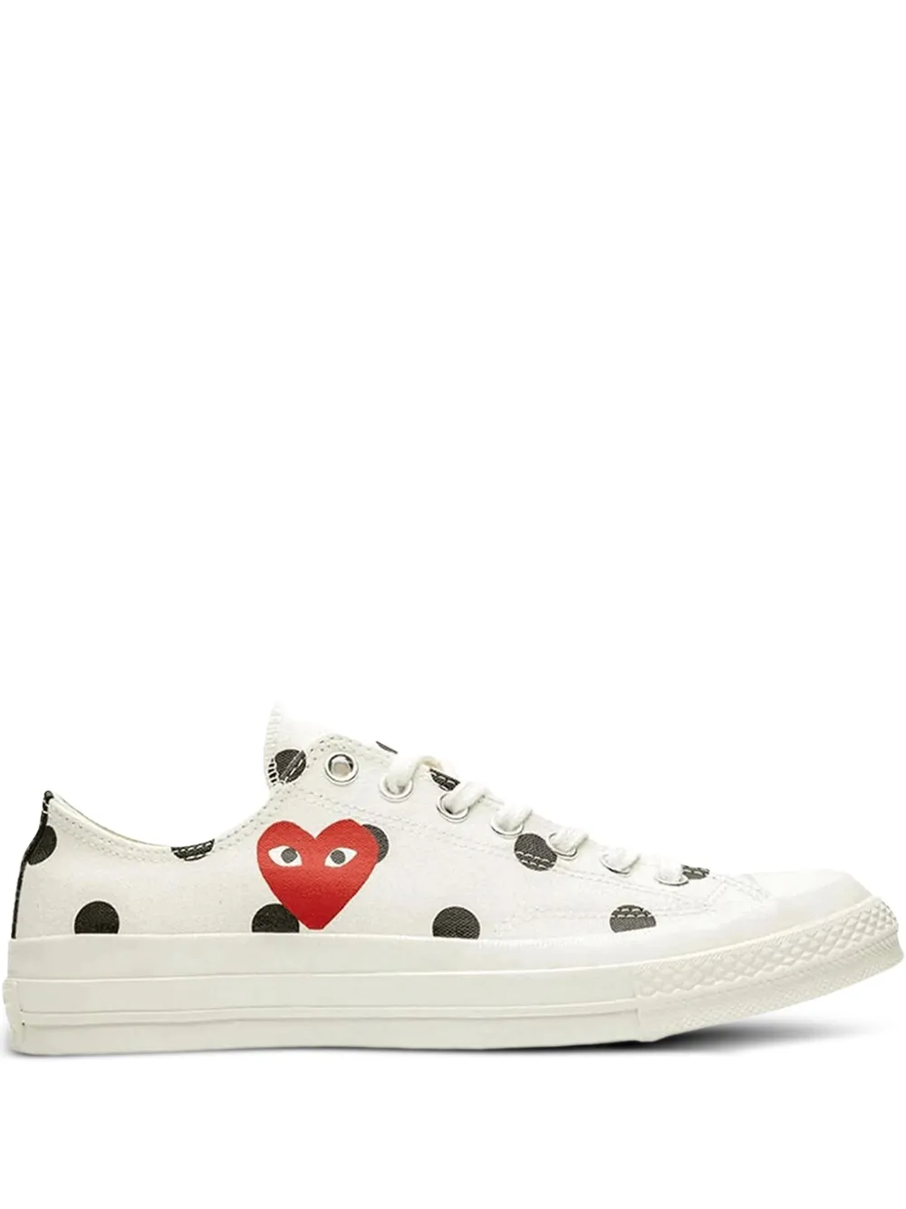 Кроссовки в горох Comme Des Garçons Play x Converse, белый
Кроссовки в горох Comme Des Garçons Play x Converse, белый