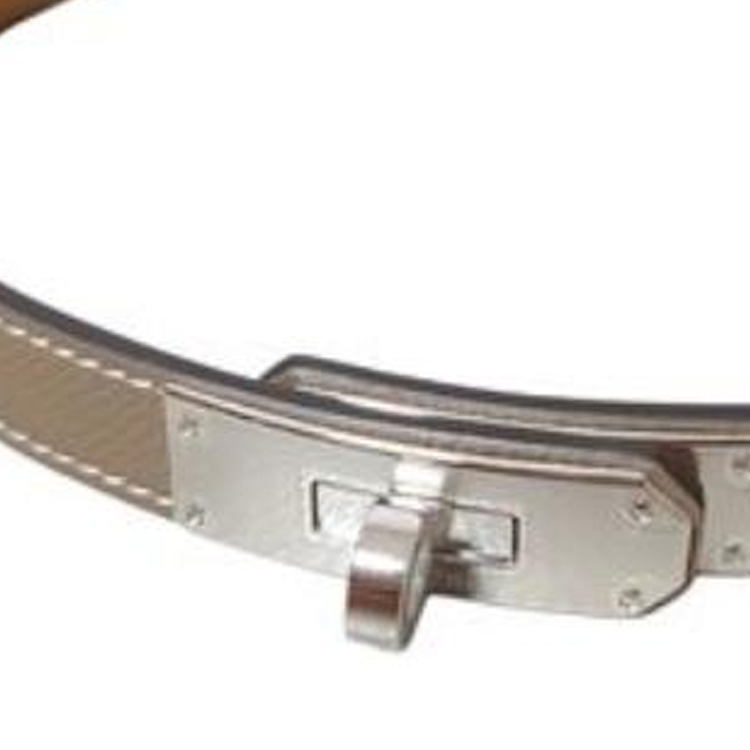 Кожаный ремень с металлической пряжкой женский коричневый HERMES
Кожаный ремень с металлической пряжкой женский коричневый HERMES