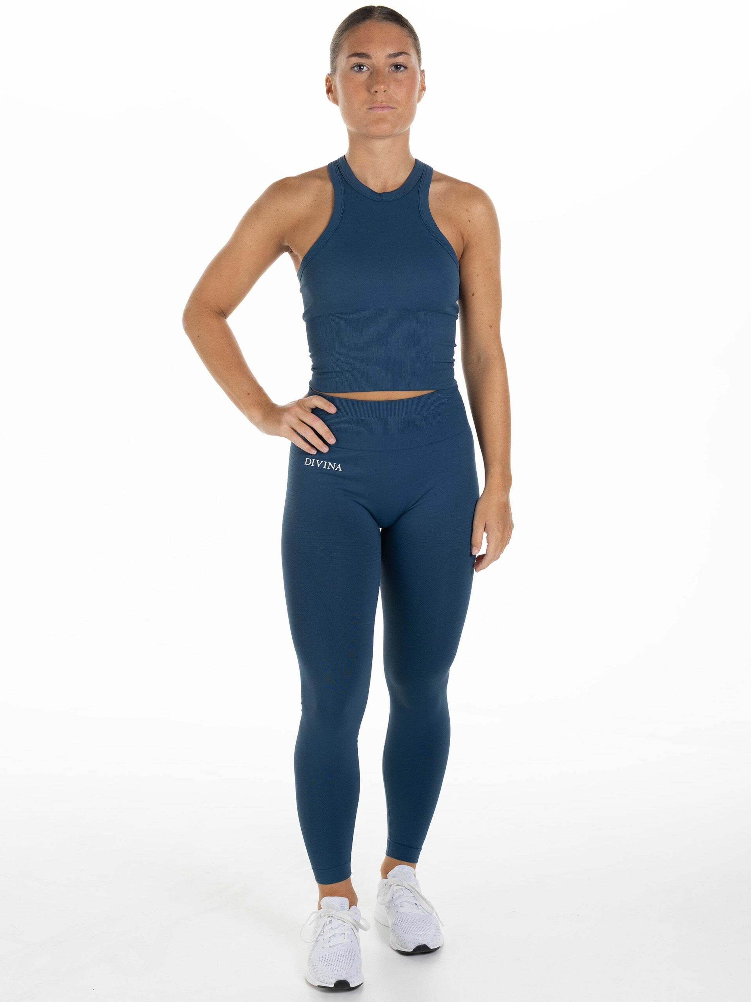 Divina Спортивный топ 'Sleek' в цвете Navy
Divina Спортивный топ 'Sleek' в цвете Navy