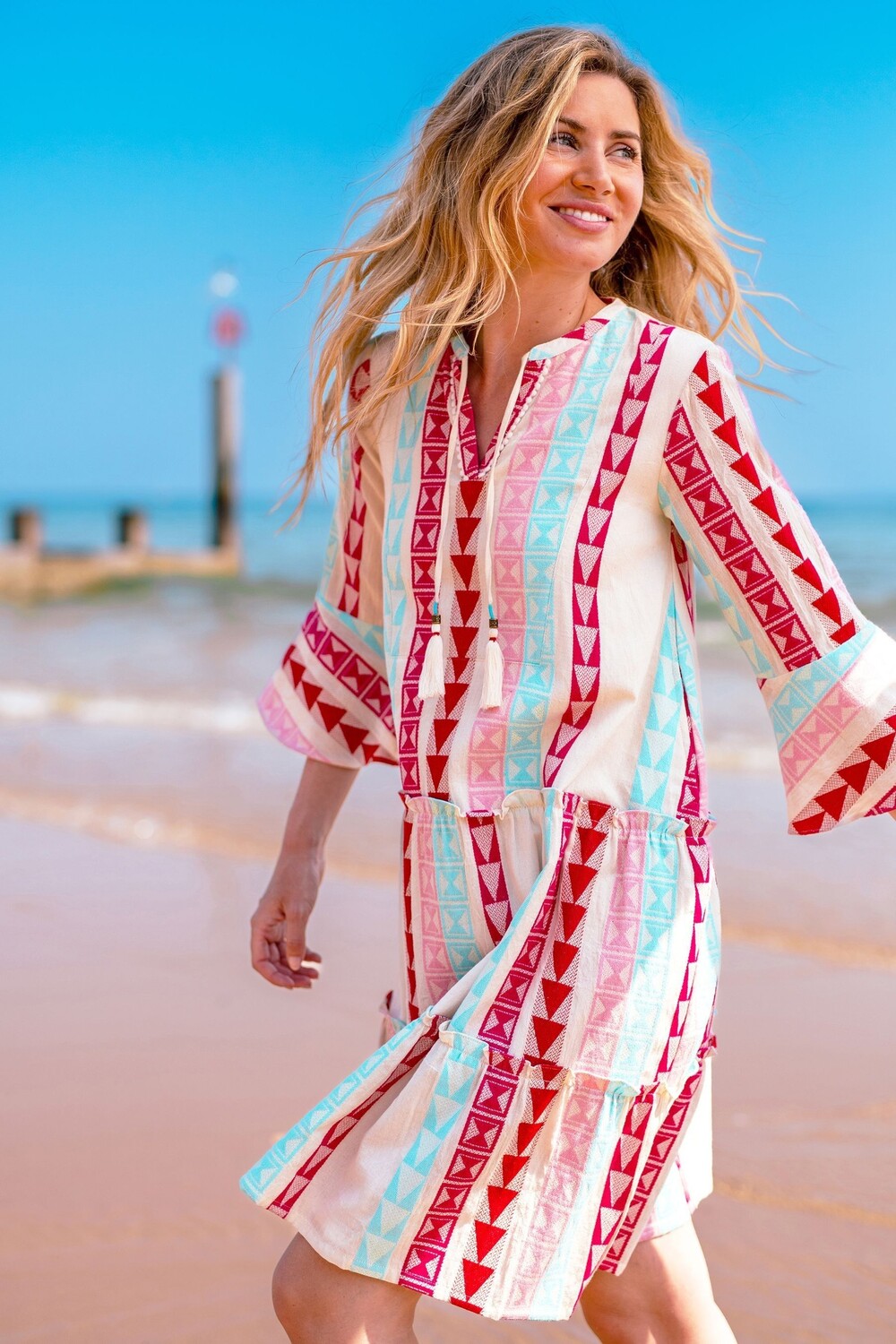 Платье Несса Brakeburn, бежевый
Платье Несса Brakeburn, бежевый