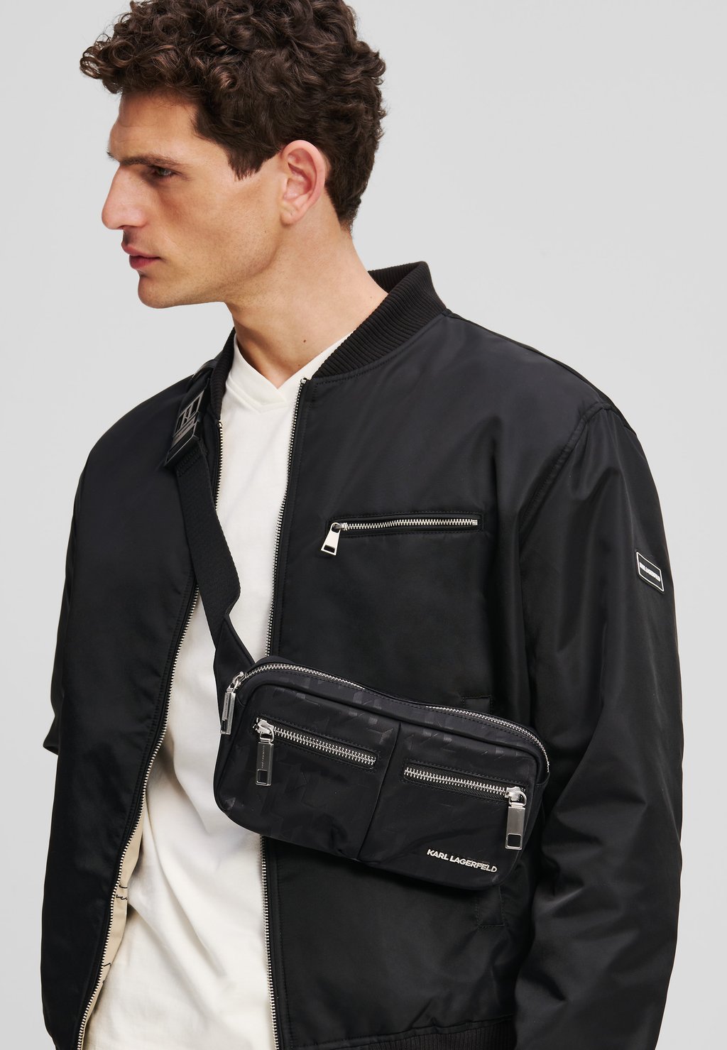 Поясная сумка KARL LAGERFELD, черный
Поясная сумка KARL LAGERFELD, черный
