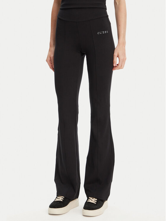 Спортивные брюки обычного кроя V5RB15 KCD02 Guess, черный
Спортивные брюки обычного кроя V5RB15 KCD02 Guess, черный