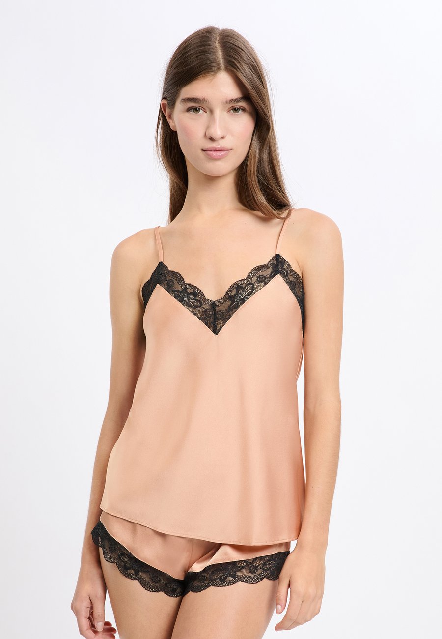 Пижамный топ Etam DESIRE, Sand
Пижамный топ Etam DESIRE, Sand