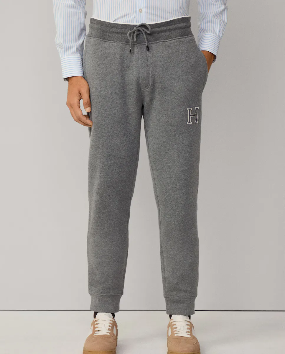 Мужские классические брюки-джоггеры с монограммой Hackett, темно-серый
Мужские классические брюки-джоггеры с монограммой Hackett, темно-серый
