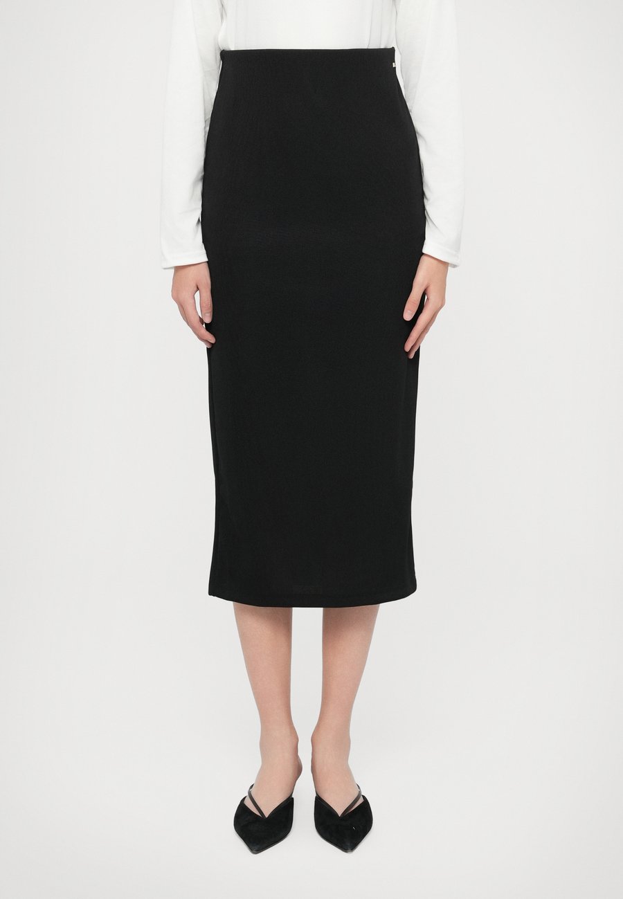 Юбка Armani Exchange SKIRT, Black
Юбка Armani Exchange SKIRT, Black