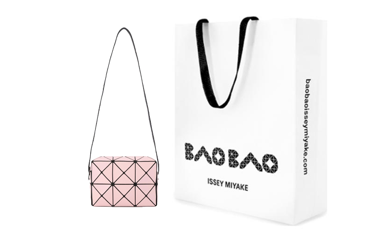 ISSEY MIYAKE Сумка через плечо из поливинилхлоридной смолы женская розовая
ISSEY MIYAKE Сумка через плечо из поливинилхлоридной смолы женская розовая