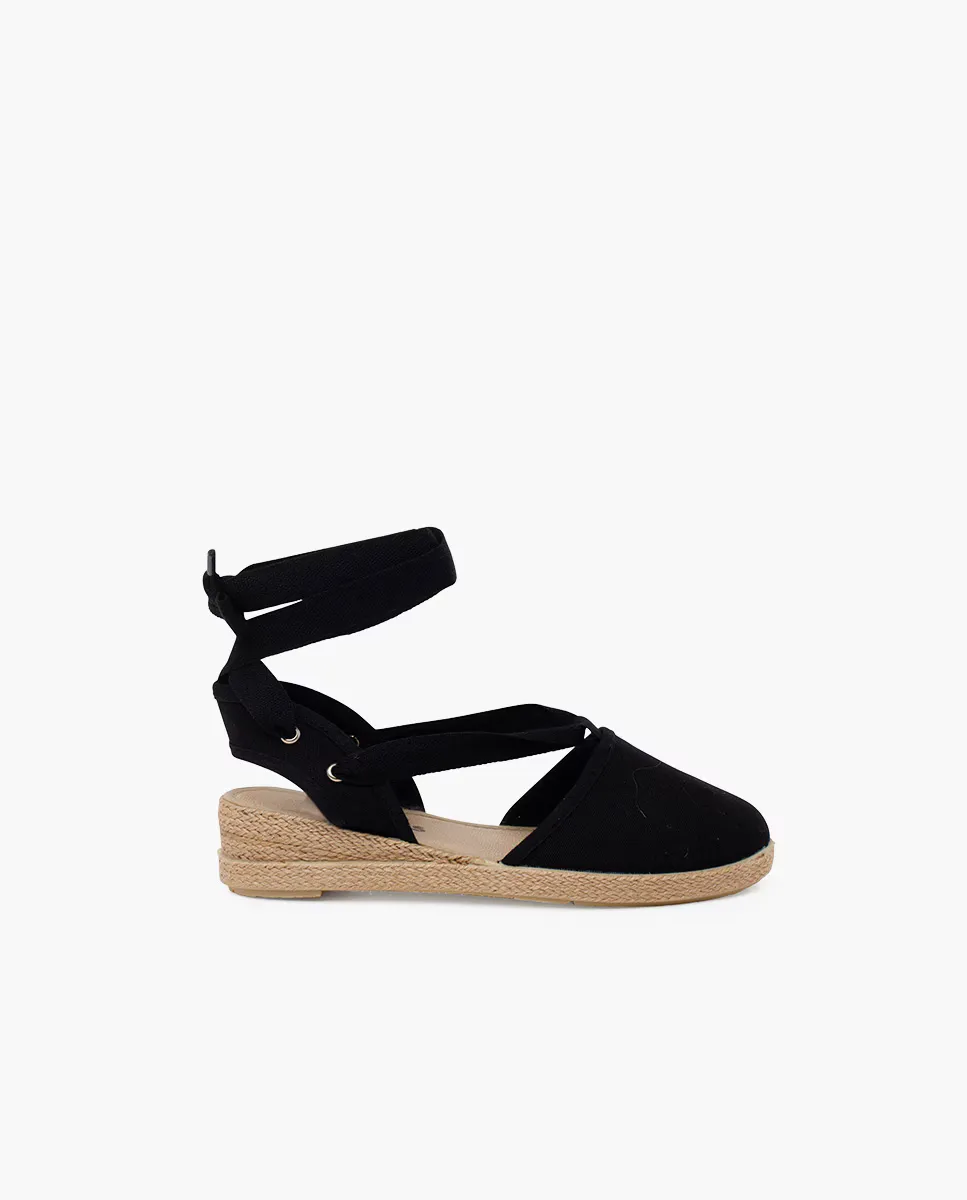 Эспадрильи на танкетке для девочек и ленты пике Pisamonas, чёрный
Эспадрильи на танкетке для девочек и ленты пике Pisamonas, чёрный