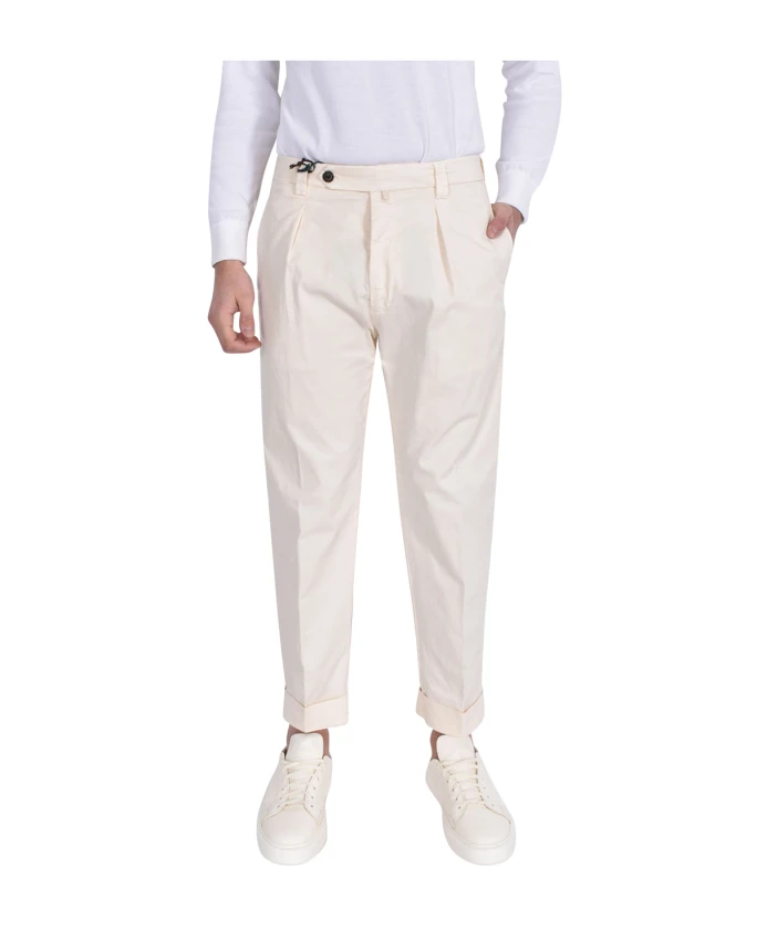 Узкие брюки-чиносы цвета слоновой кости Berwick, бежевый
Узкие брюки-чиносы цвета слоновой кости Berwick, бежевый