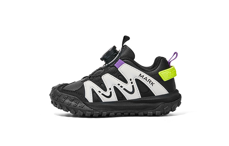 Низкие детские кроссовки для бега FAIRWHALE, черный
Низкие детские кроссовки для бега FAIRWHALE, черный