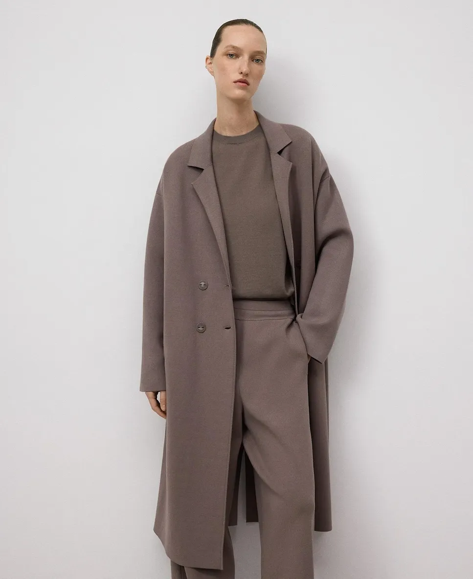 Длинное женское вязаное пальто Adolfo Dominguez, коричневый
Длинное женское вязаное пальто Adolfo Dominguez, коричневый