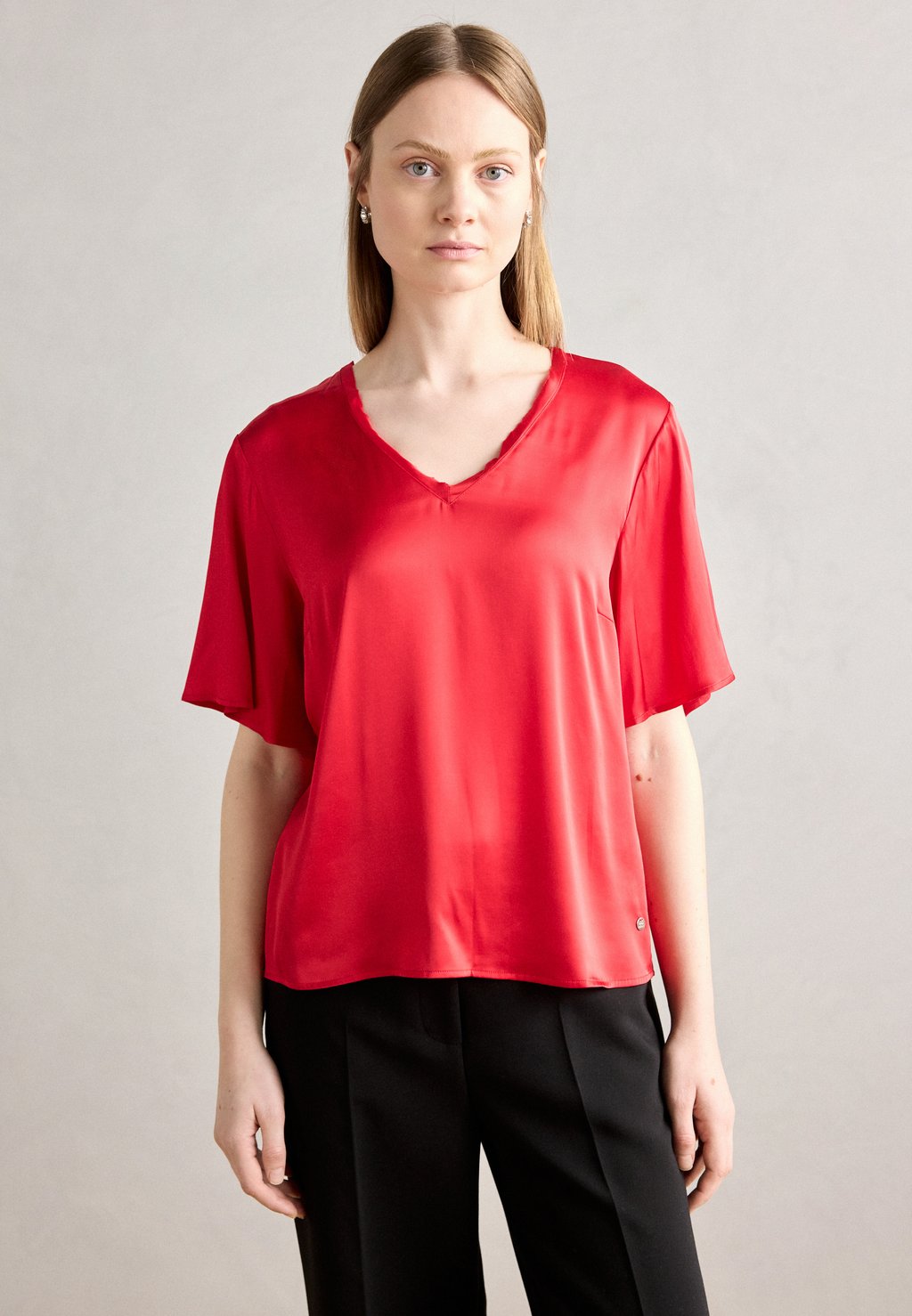 Блуза V NECK BLOUSE Mos Mosh, красный
Блуза V NECK BLOUSE Mos Mosh, красный