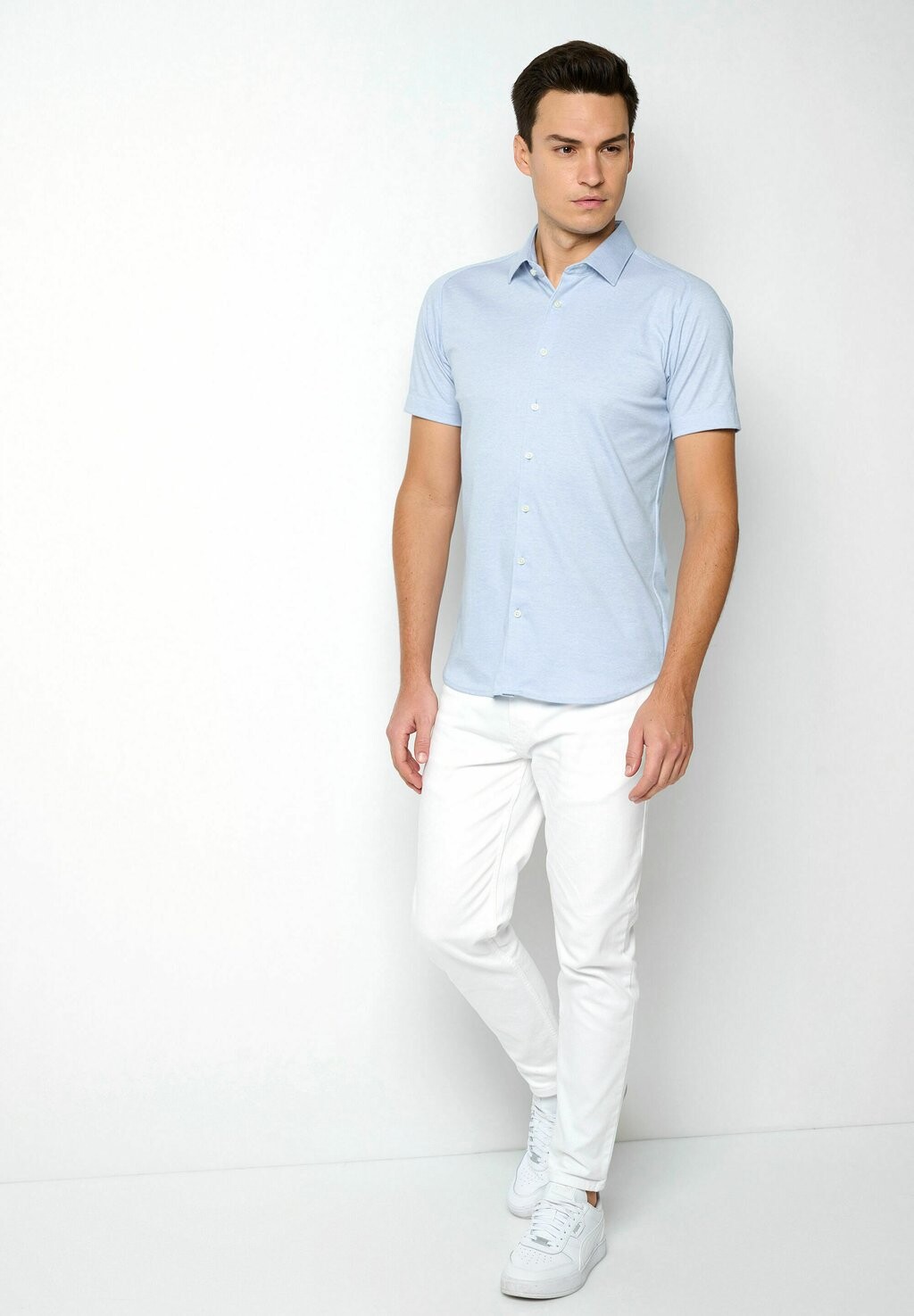 Рубашка DESOTO, светло-голубой
Рубашка DESOTO, светло-голубой