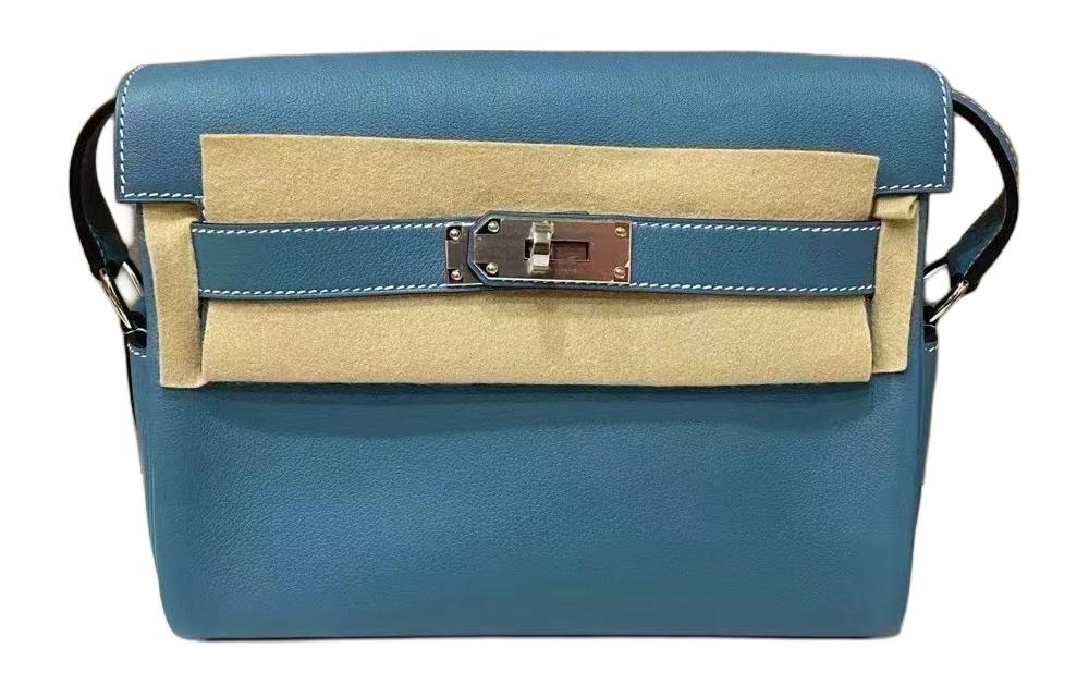 HERMES Сумка-мессенджер Kelly с серебристой пряжкой из кожи Evercolor, маленькая кроссбоди унисекс
HERMES Сумка-мессенджер Kelly с серебристой пряжкой из кожи Evercolor, маленькая кроссбоди унисекс