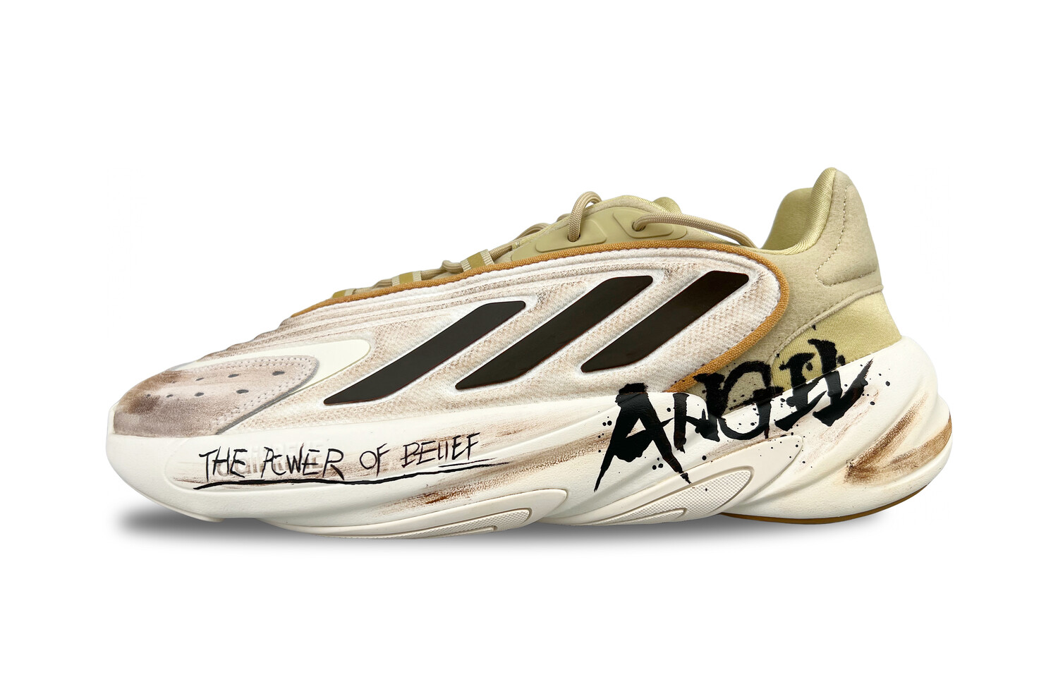 Кроссовки Ozelia Chunky Unisex с низким верхом бежевый/черный
Кроссовки Ozelia Chunky Unisex с низким верхом бежевый/черный