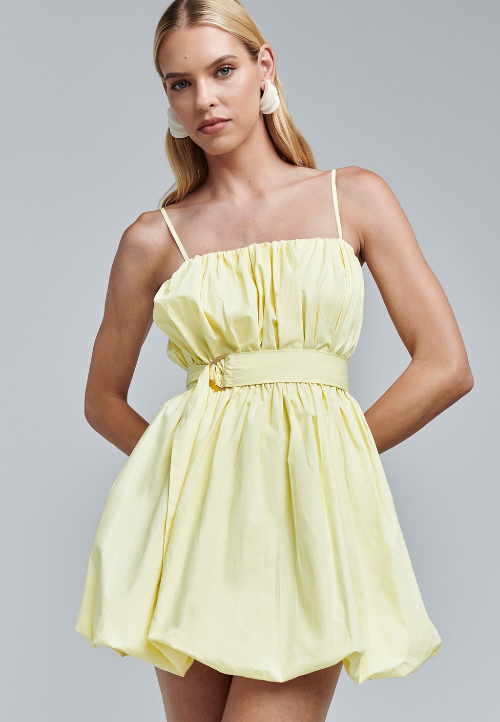 Повседневное платье KHYLA MINI BWLDR, светло-желтый
Повседневное платье KHYLA MINI BWLDR, светло-желтый