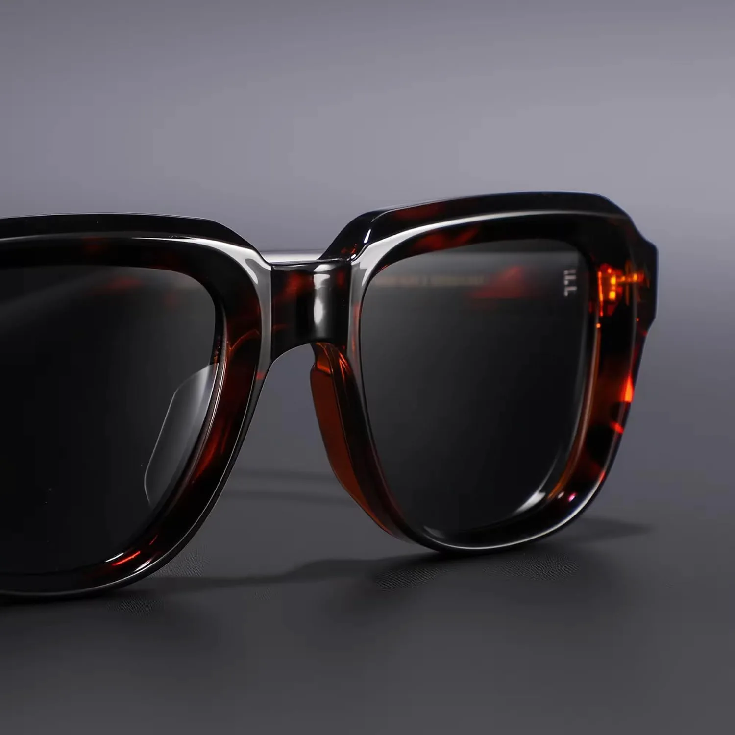 Женские поляризованные солнцезащитные очки в модном стиле, с защитой от УФ-излучения, в стиле ретро, доступны в черном и черепаховом цвете Generic, Black
Женские поляризованные солнцезащитные очки в модном стиле, с защитой от УФ-излучения, в стиле ретро, доступны в черном и черепаховом цвете Generic, Black