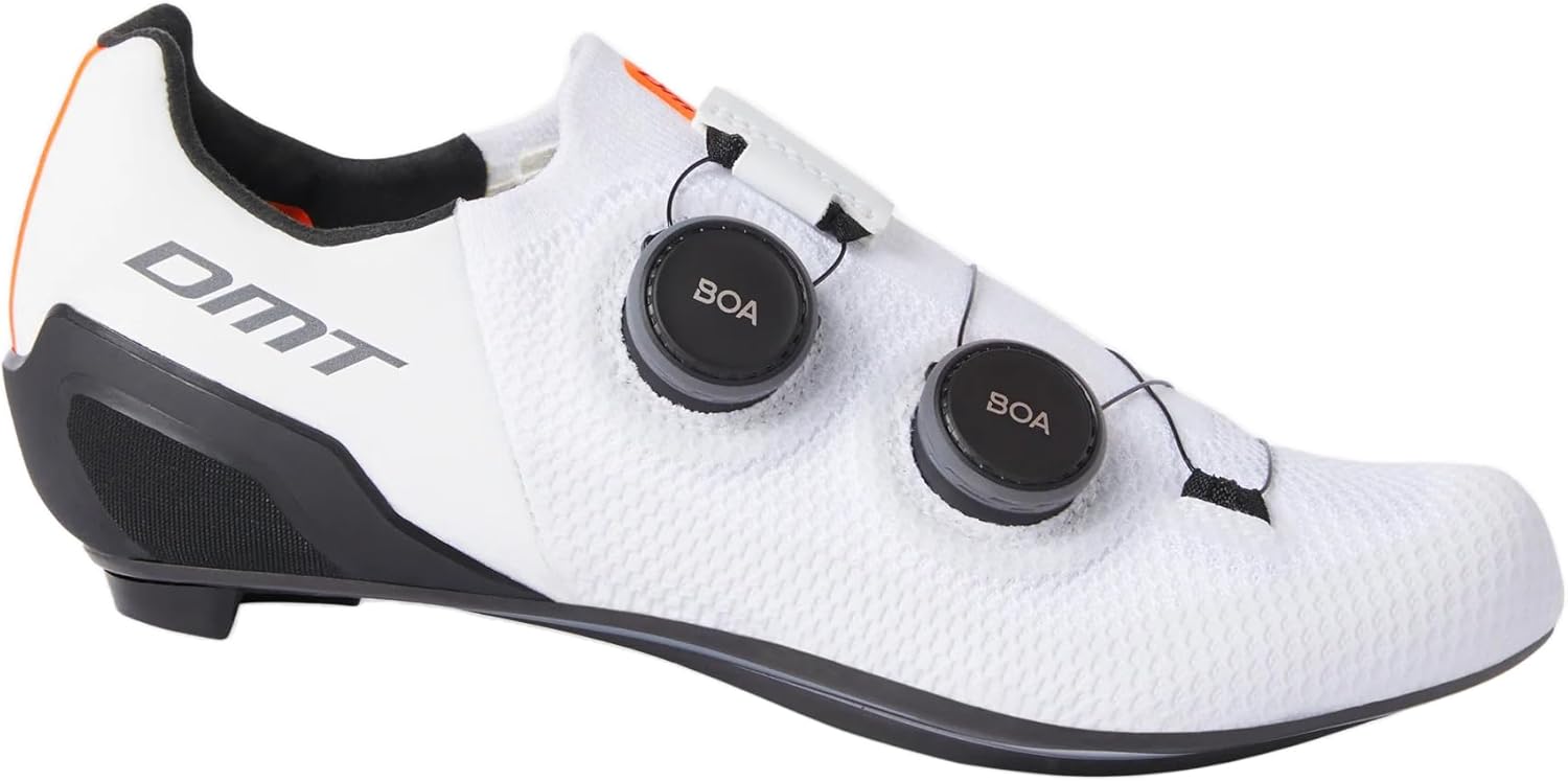Велосипедные кроссовки для шоссейного велоспорта DMT Unisex, белый/черный
Велосипедные кроссовки для шоссейного велоспорта DMT Unisex, белый/черный