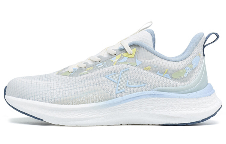 Кроссовки женские с низким верхом, белые/синие Xtep
Кроссовки женские с низким верхом, белые/синие Xtep