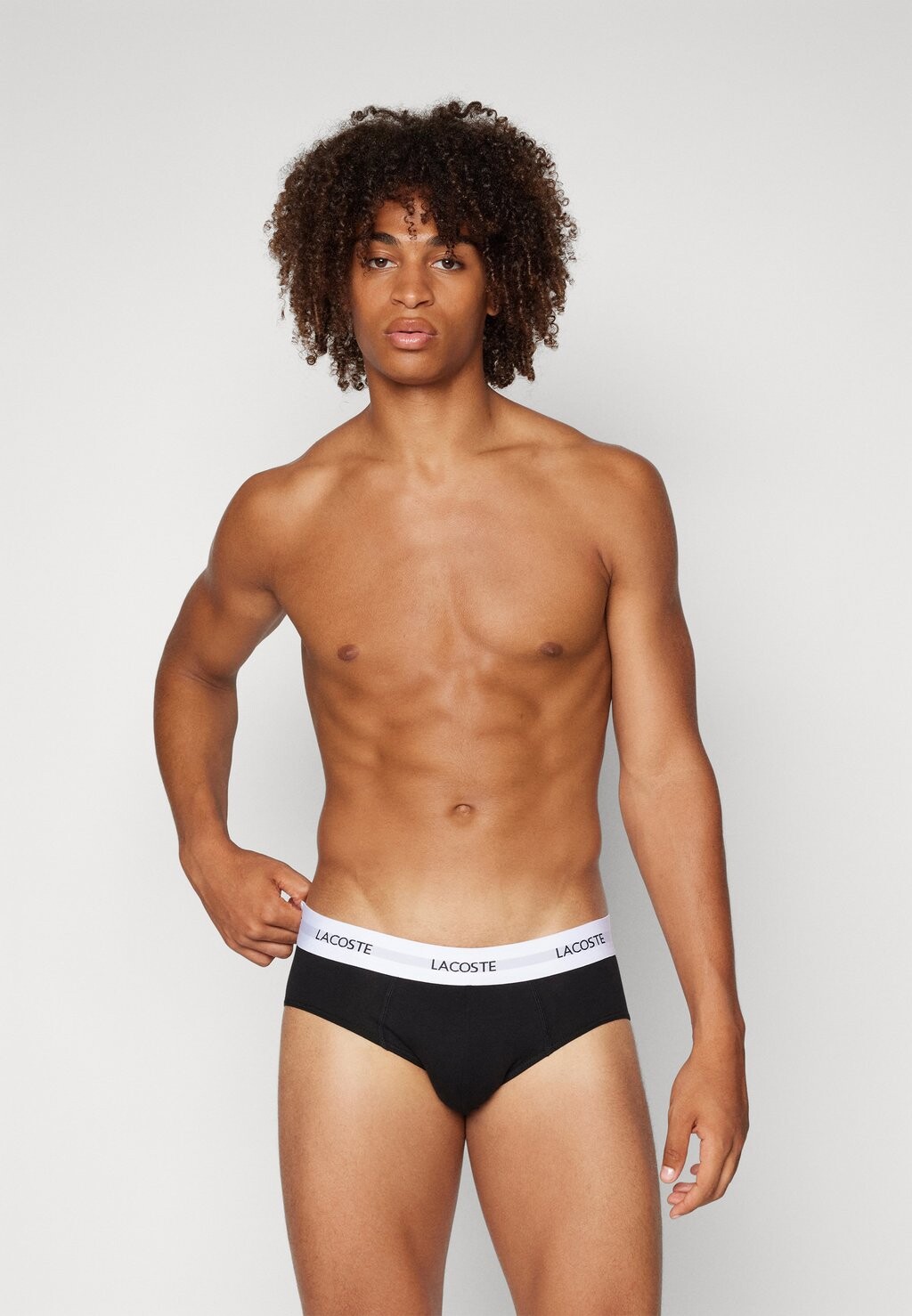 Трусики 3 PACK Lacoste, черный
Трусики 3 PACK Lacoste, черный