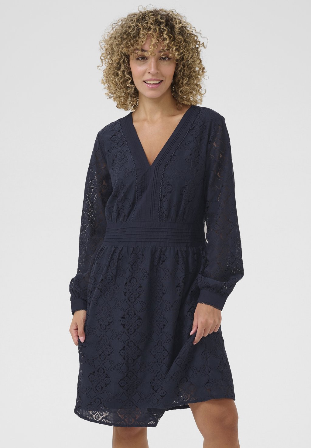 Повседневное платье NATALIE Cream, темно-синий
Повседневное платье NATALIE Cream, темно-синий