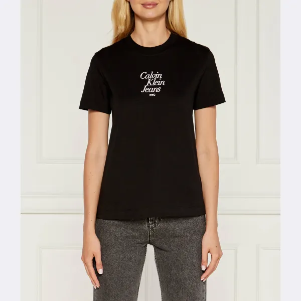 Футболка стандартного кроя Calvin Klein, черный
Футболка стандартного кроя Calvin Klein, черный