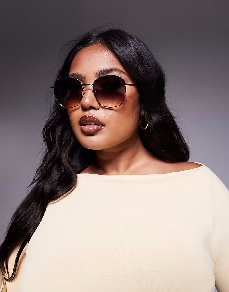 Солнцезащитные очки Quay Jezabell в круглой металлической оправе с фиолетовыми и оранжевыми градиентными линзами
Солнцезащитные очки Quay Jezabell в круглой металлической оправе с фиолетовыми и оранжевыми градиентными линзами