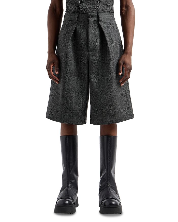 Шерстяные пледовые жаккардовые шорты-бермуды с плиссировкой и оверсайз кроем Emporio Armani, серый
Шерстяные пледовые жаккардовые шорты-бермуды с плиссировкой и оверсайз кроем Emporio Armani, серый