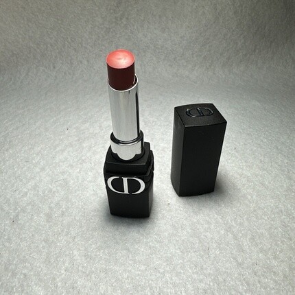 Матовая губная помада Forever Transfer Proof Comfort Matte Lipstick 558 Cherie, Dior 
Матовая губная помада Forever Transfer Proof Comfort Matte Lipstick 558 Cherie, Dior
