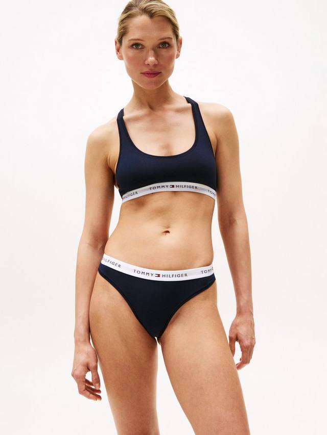 Трусы-стринги с логотипом на поясе Tommy Hilfiger, Desert Sky
Трусы-стринги с логотипом на поясе Tommy Hilfiger, Desert Sky