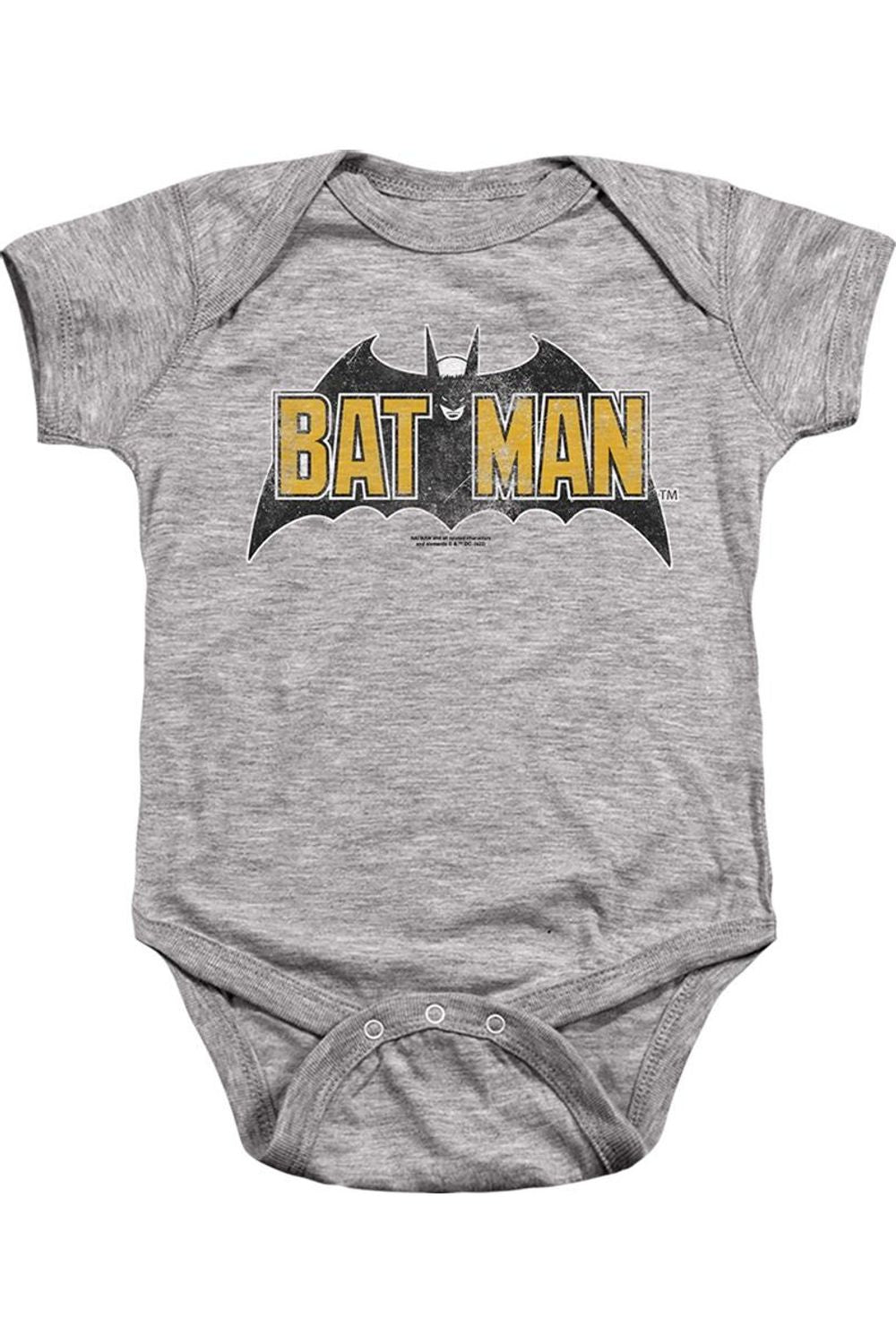 Gildan Детский комбинезончик серого цвета с винтажным логотипом Бэтмена и застежкой-кнопкой
Gildan Детский комбинезончик серого цвета с винтажным логотипом Бэтмена и застежкой-кнопкой
