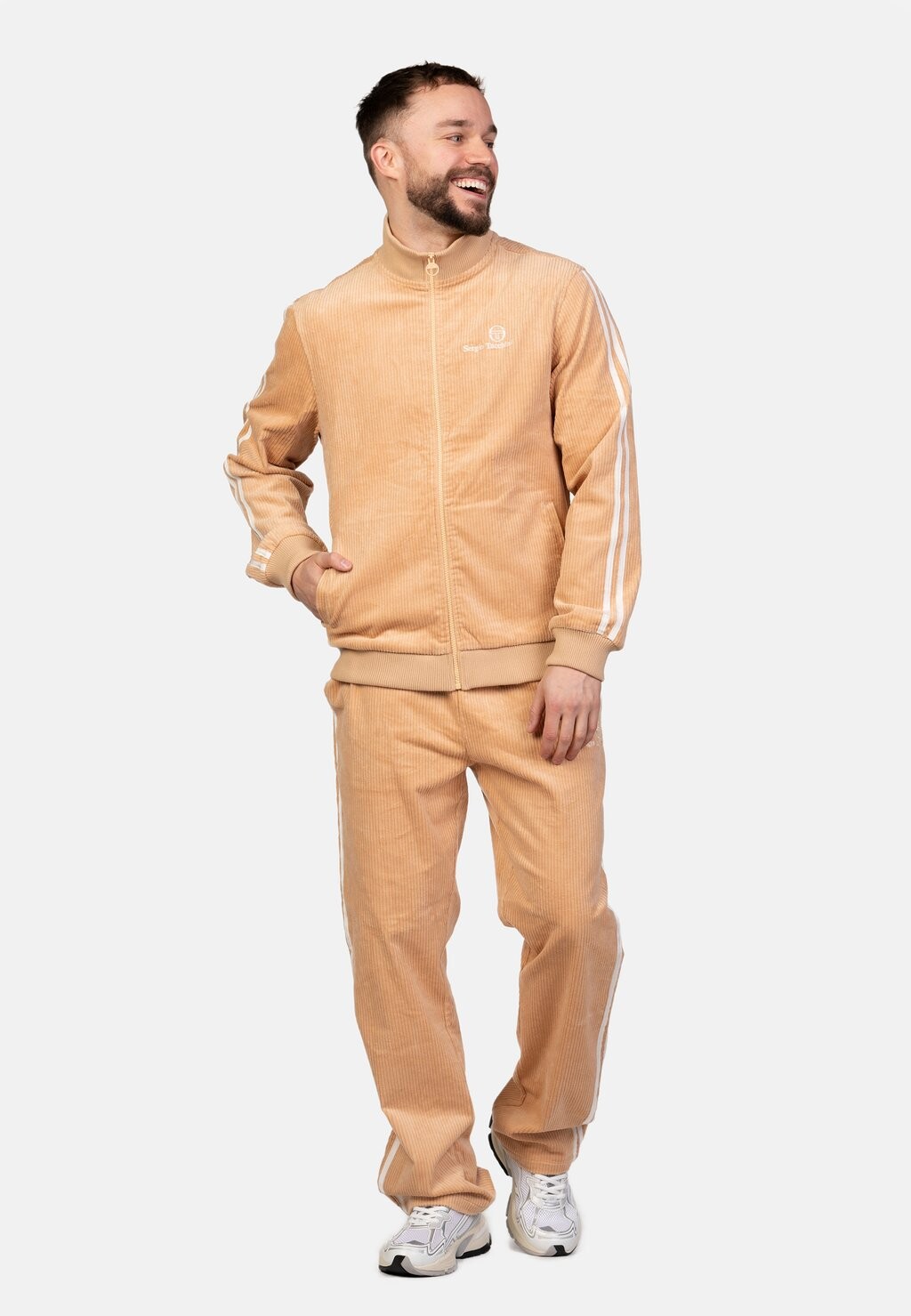 Тренировочная куртка EDGAR Sergio Tacchini, коричневый
Тренировочная куртка EDGAR Sergio Tacchini, коричневый