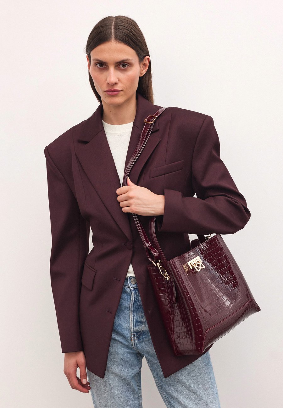 Сумка Kazar LAURIE, Bordeaux
Сумка Kazar LAURIE, Bordeaux