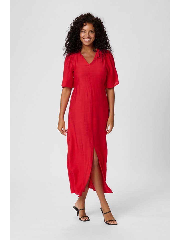 Kaffe Платье красное
Kaffe Платье красное