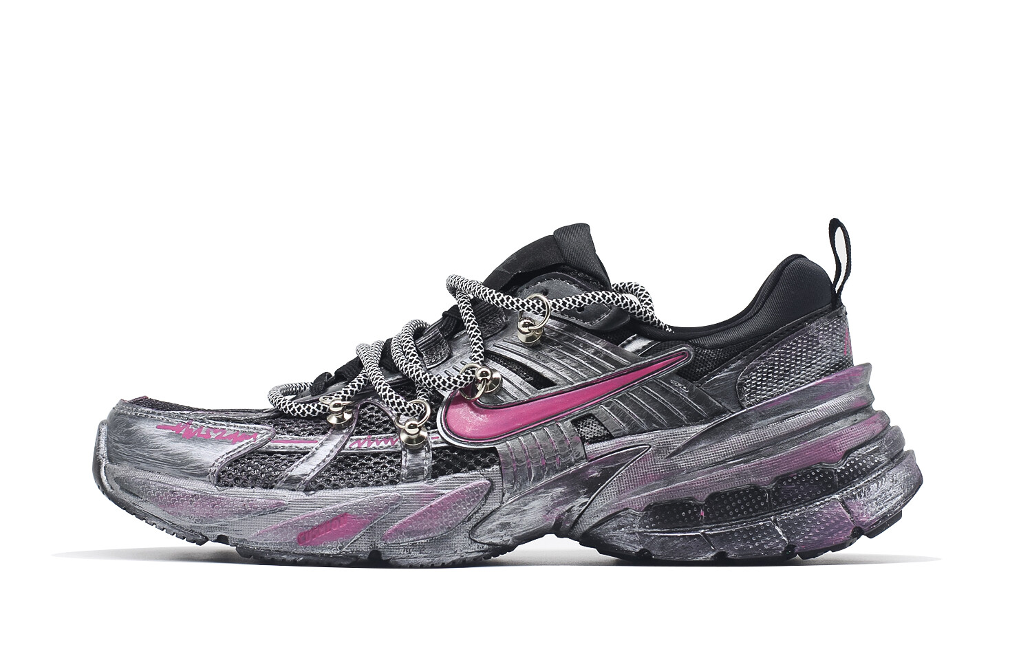 Кроссовки для бега V2K Run женские с низким верхом, черные/серебристые/фиолетовые Nike
Кроссовки для бега V2K Run женские с низким верхом, черные/серебристые/фиолетовые Nike