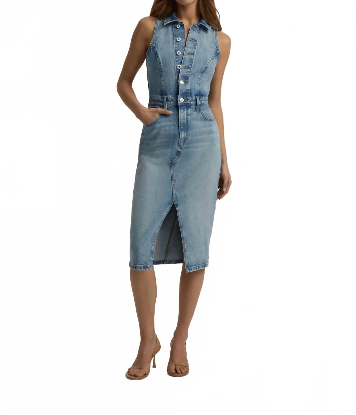 Городское миди-платье с запахом в синем цвете Favorite Daughter
Городское миди-платье с запахом в синем цвете Favorite Daughter